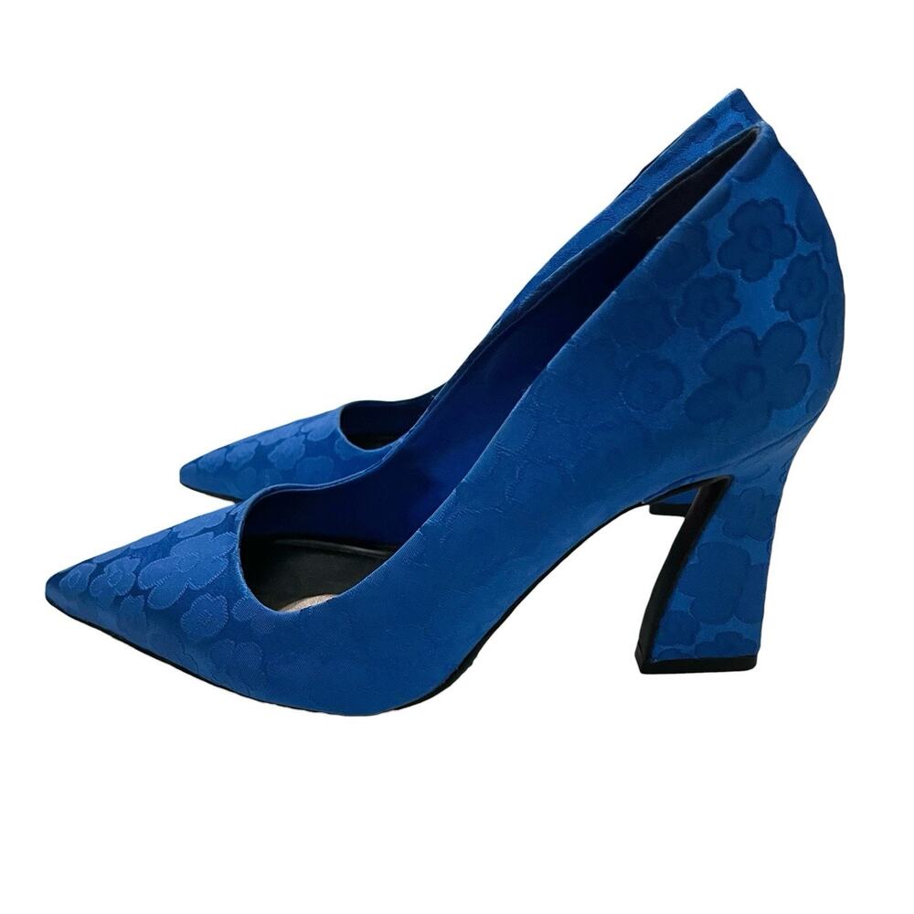 Gianni Bini Floral Jacquard Pumps 6M Cobalt Blue Pointed Retro Mod Block Heel